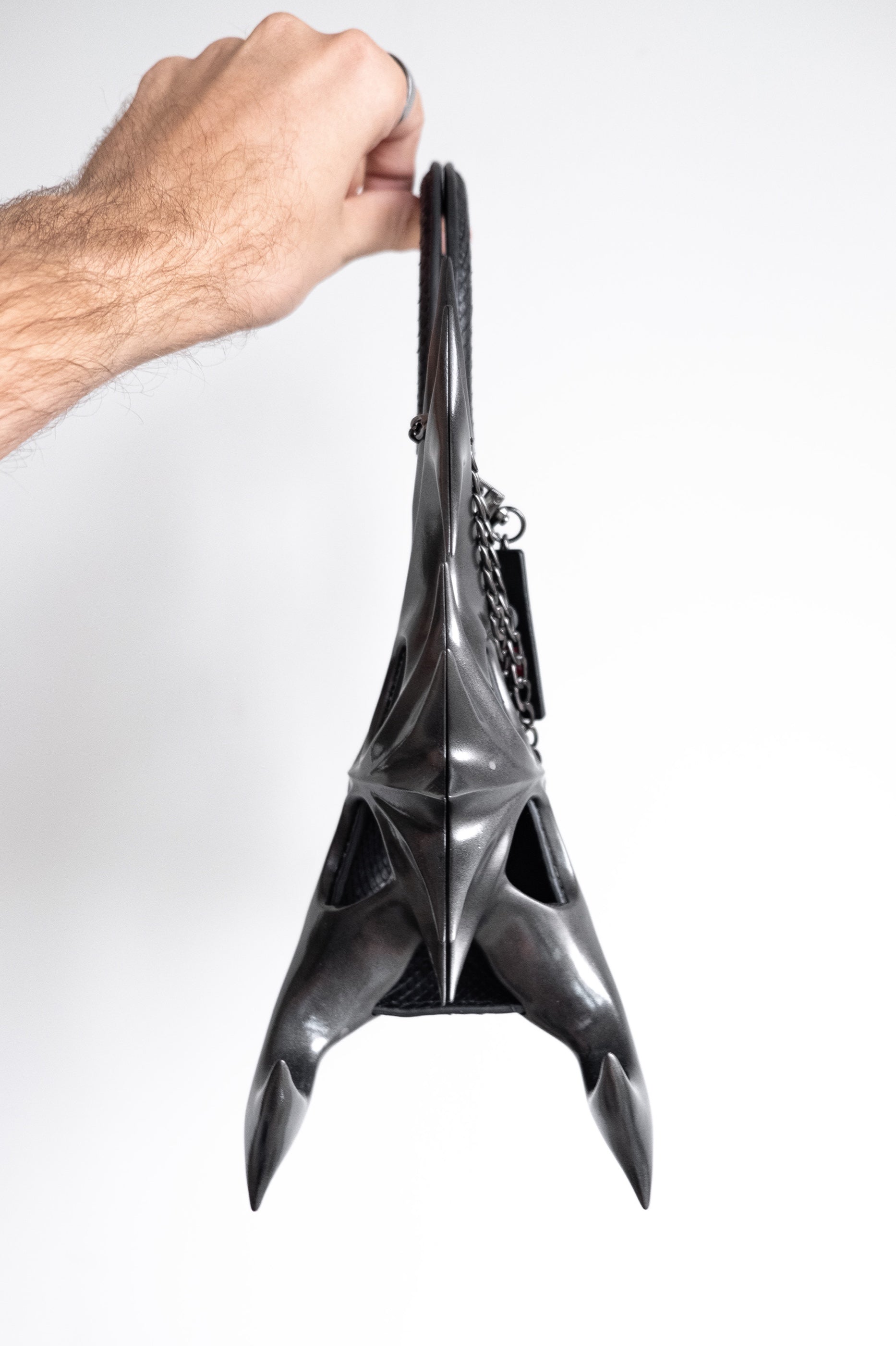 ThornCode Vessel · Black Python